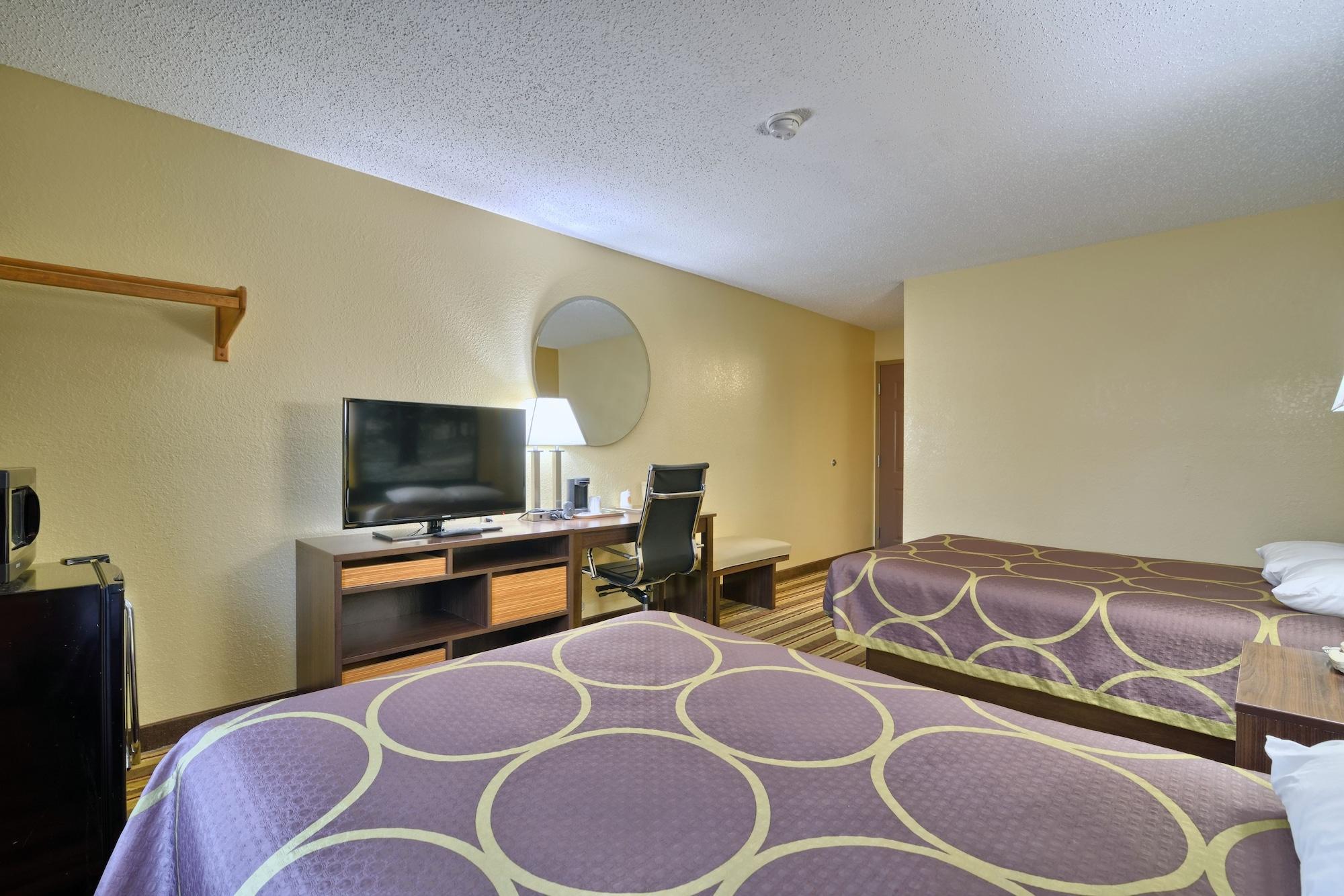 Hotel Super 8 By Wyndham Latham - Albany Airport Esterno foto